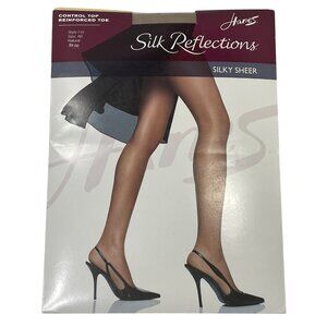 Hanes Silk Reflections Control Top Reinforced Toe Pantyhose Size AB Natural